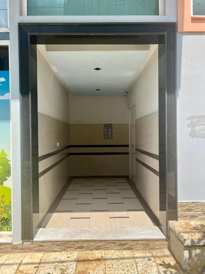 Sunshine Apartment Sarandë Exterior foto