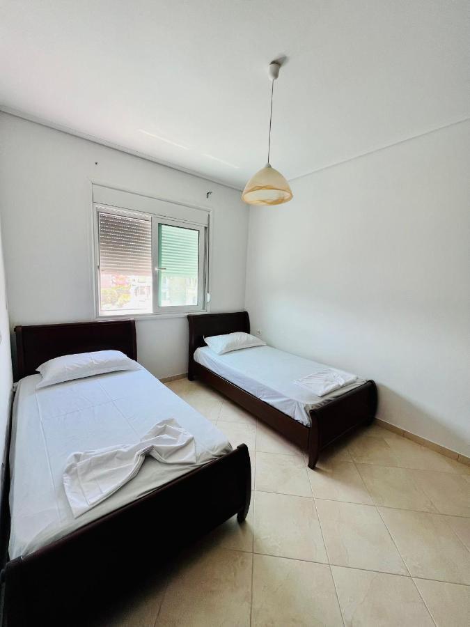 Sunshine Apartment Sarandë Exterior foto