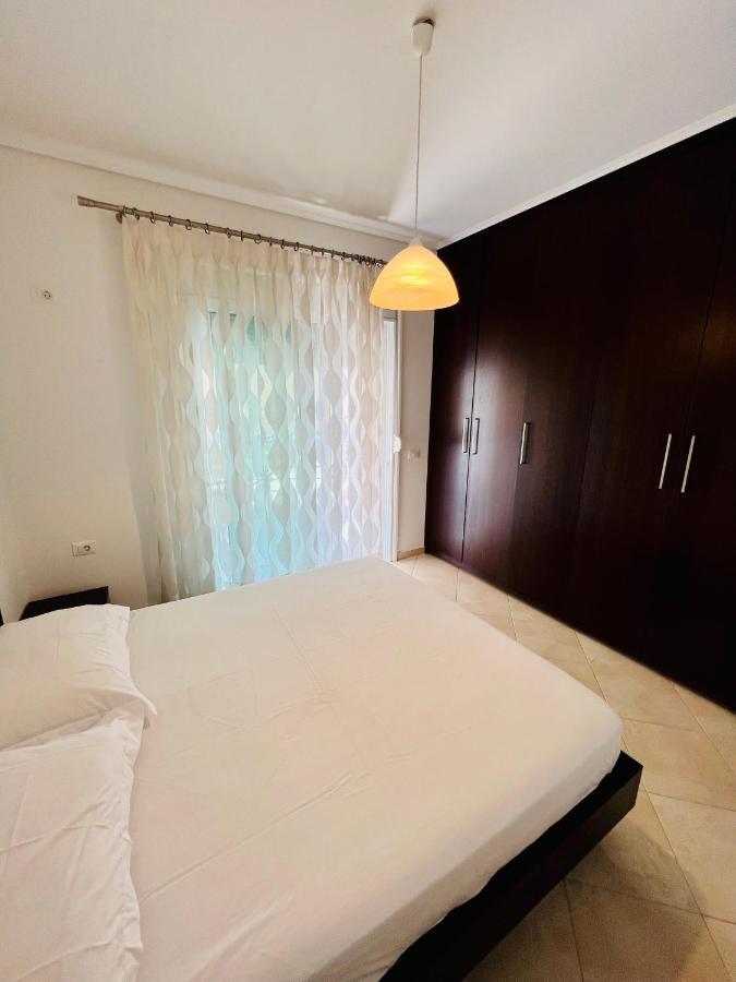 Sunshine Apartment Sarandë Exterior foto